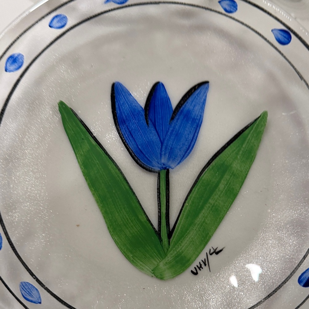 Kosta Boda set of 7 plates (8 inch) - Picture 5 of 7
